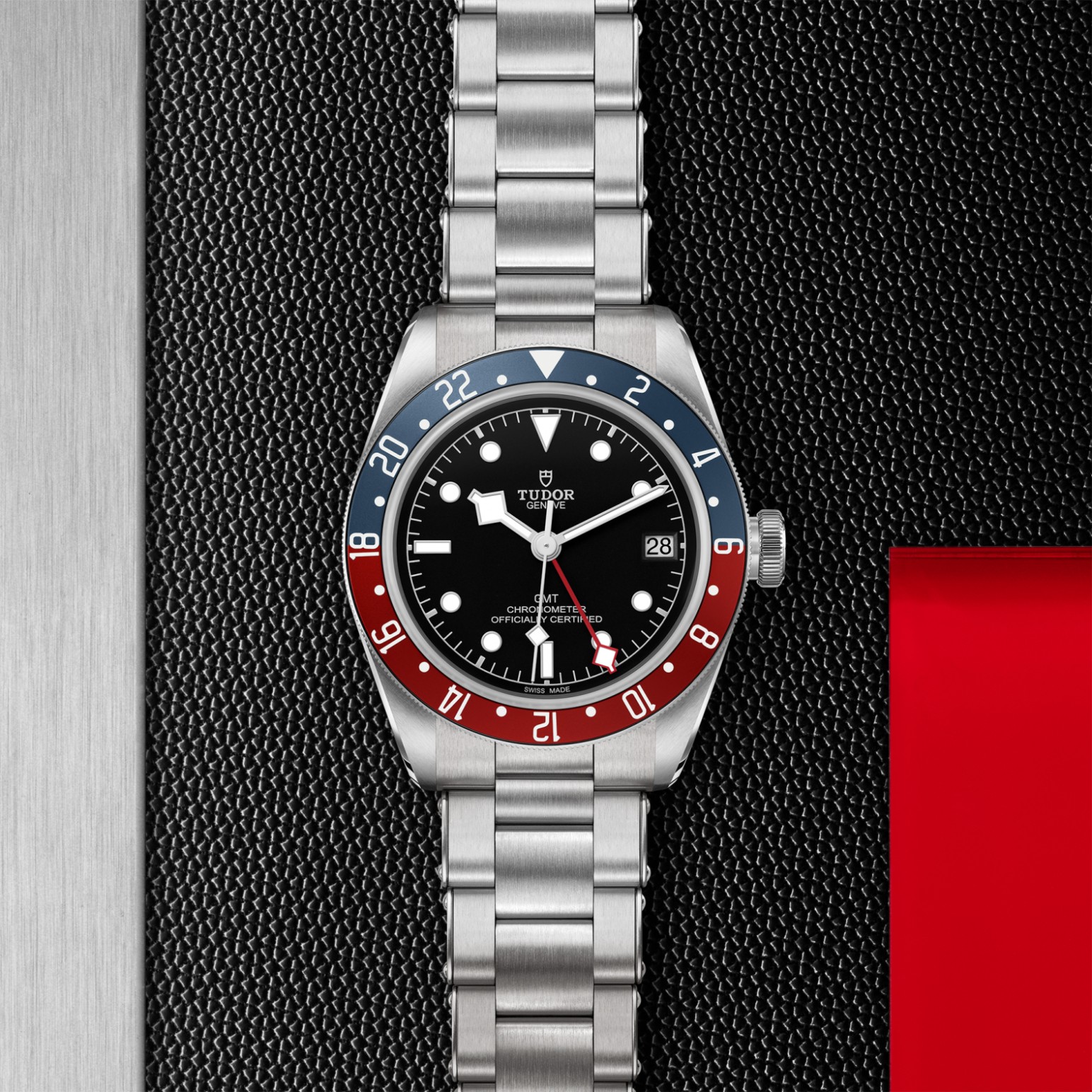 Black Bay GMT – M79830RB-0001 - Vista superior