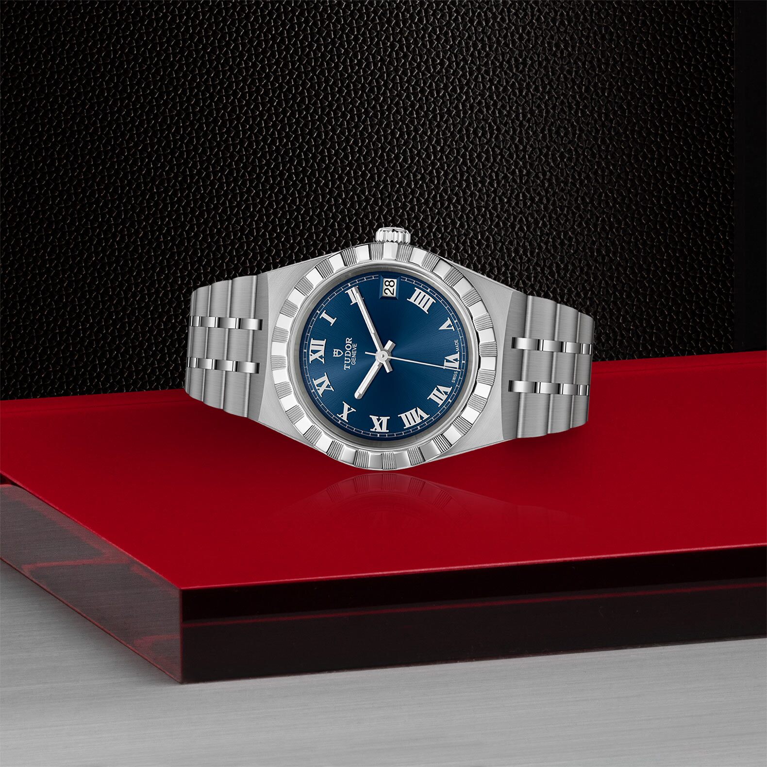 TUDOR Royal – M28400-0006 - Vista lateral