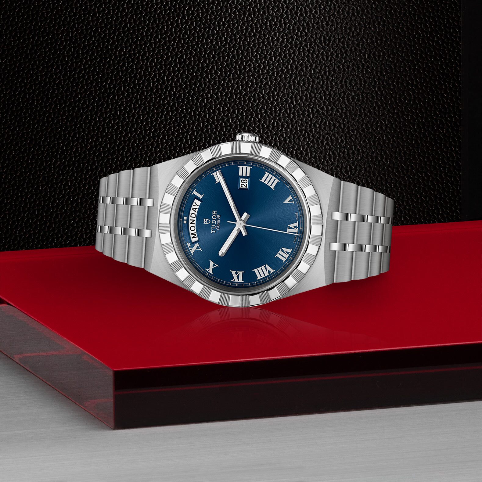TUDOR Royal – M28600-0005 - Vista lateral