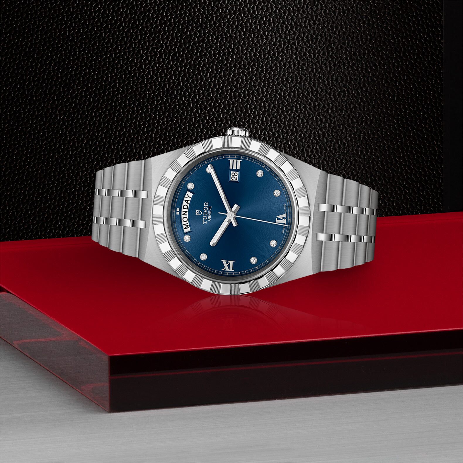 TUDOR Royal – M28600-0006 - Vista lateral