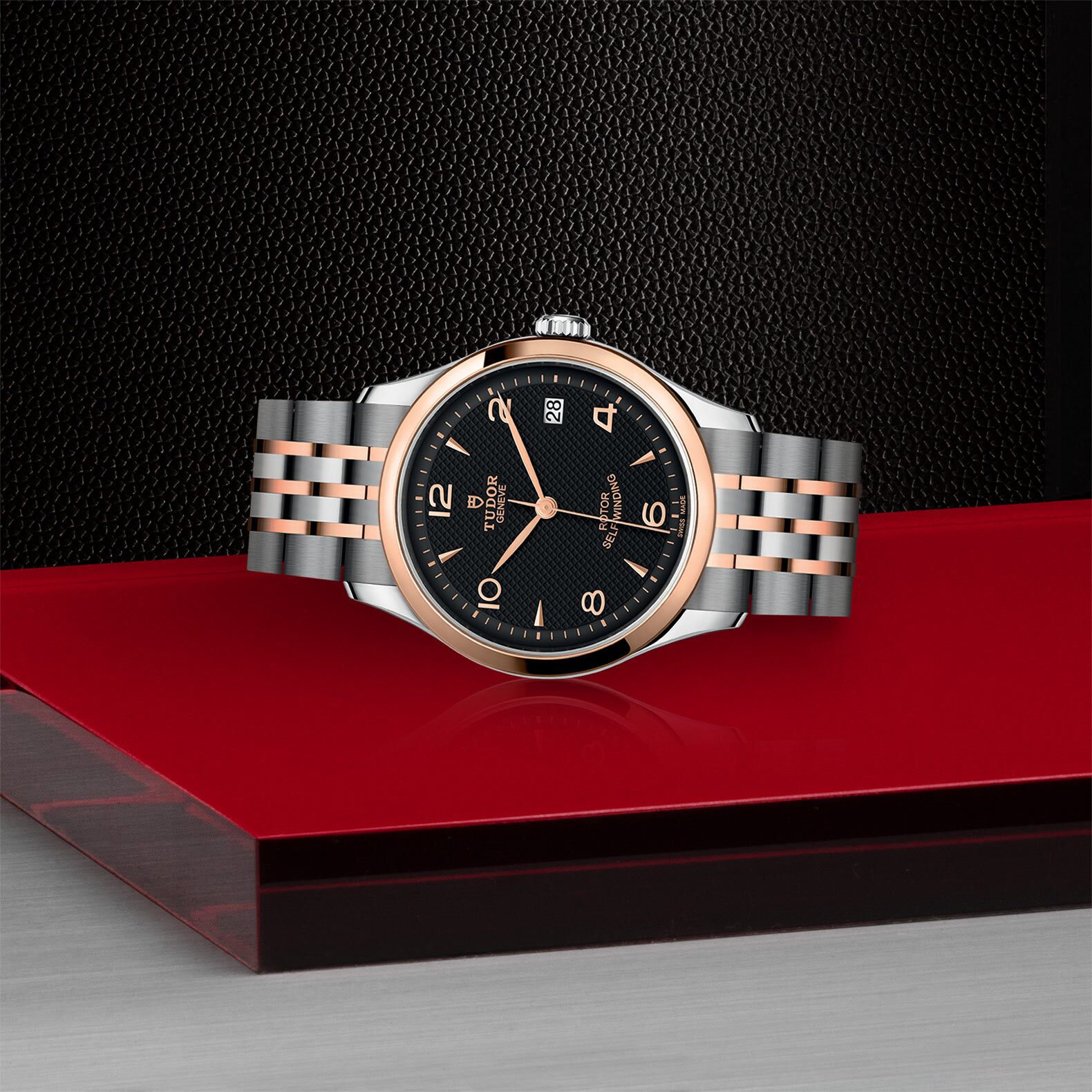 TUDOR 1926 – M91451-0003 - Vista lateral