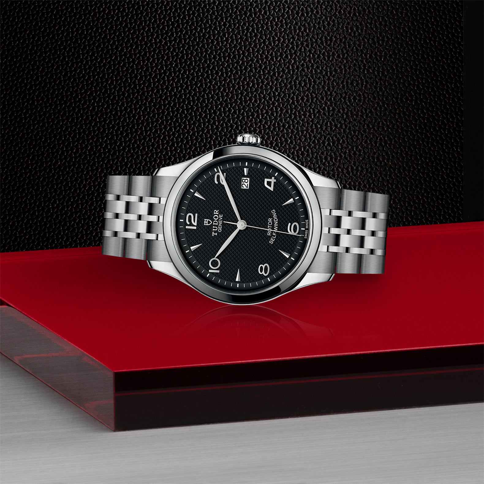 TUDOR 1926 – M91550-0002 - Vista lateral