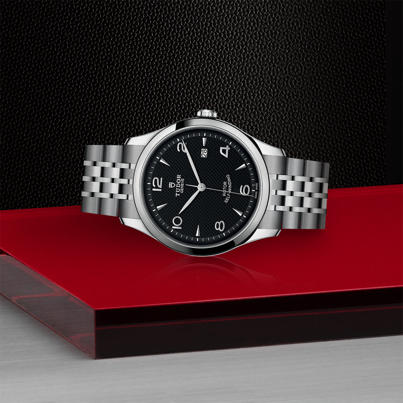 TUDOR 1926 – M91650-0002 - Vista lateral