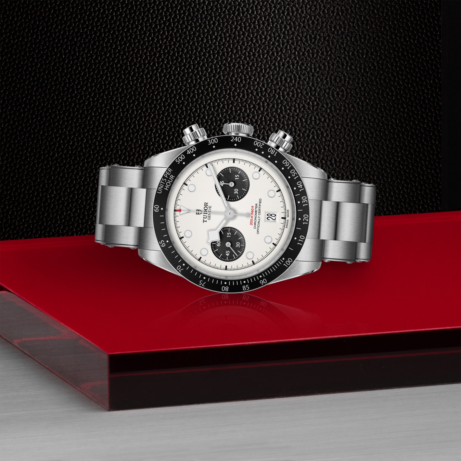 Black Bay Chrono – M79360N-0012 - Vista lateral