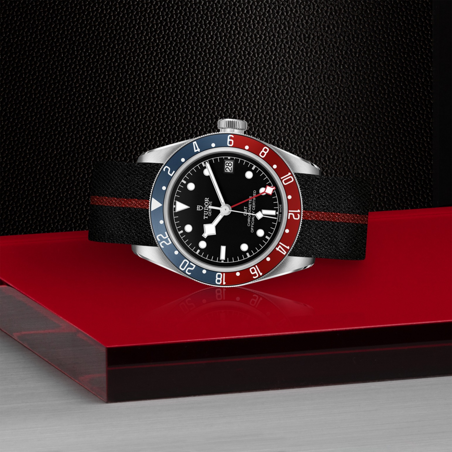 Black Bay GMT – M79830RB-0003 - Vista lateral
