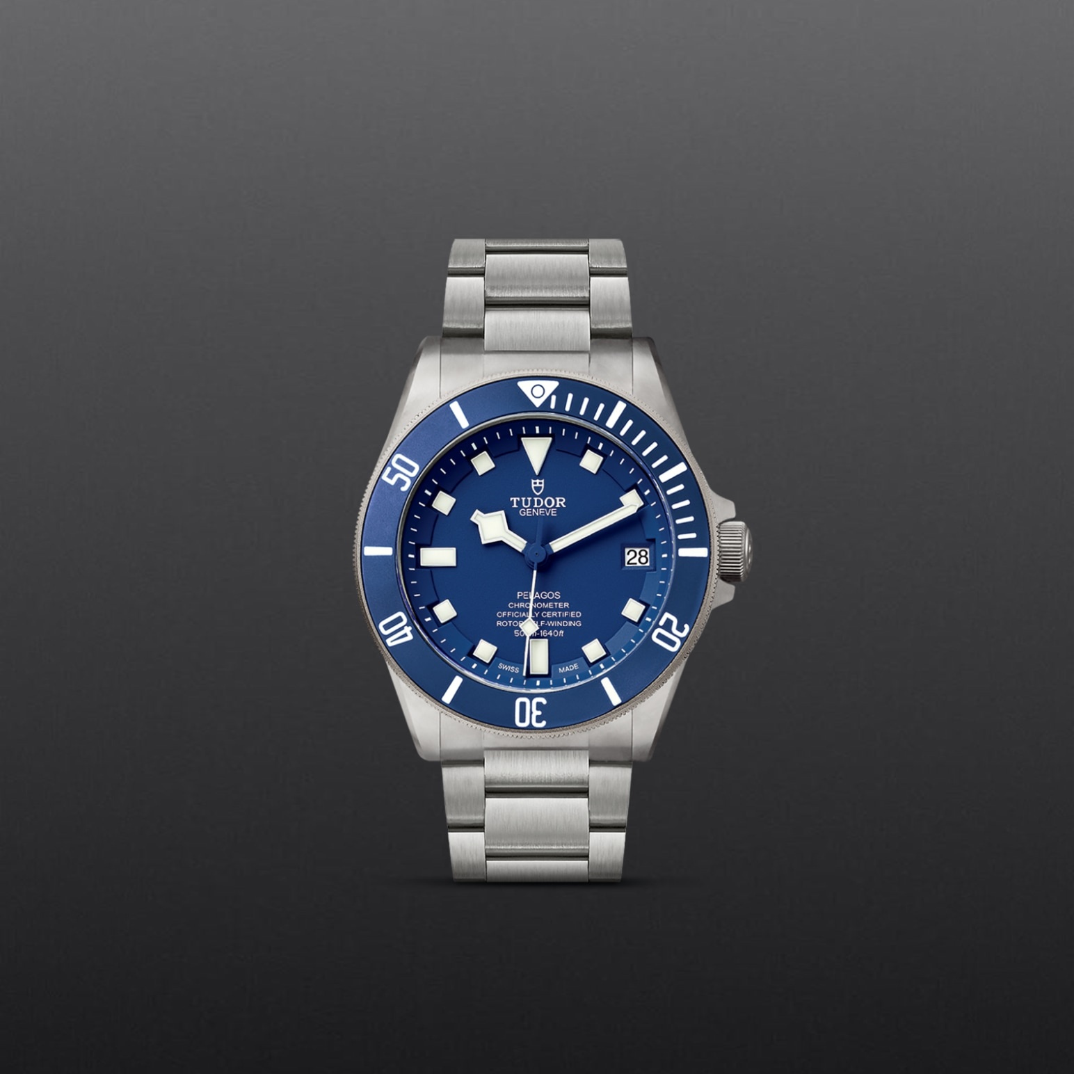 Pelagos – M25600TB-0001 - Fondo gris