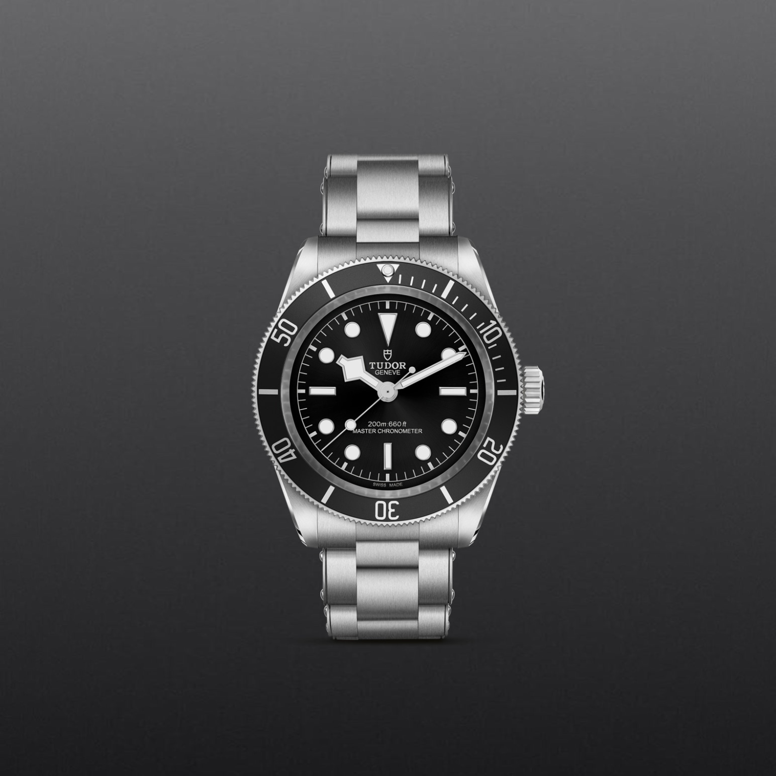 Black Bay – M7941A1A0NU-0001 - Fondo gris