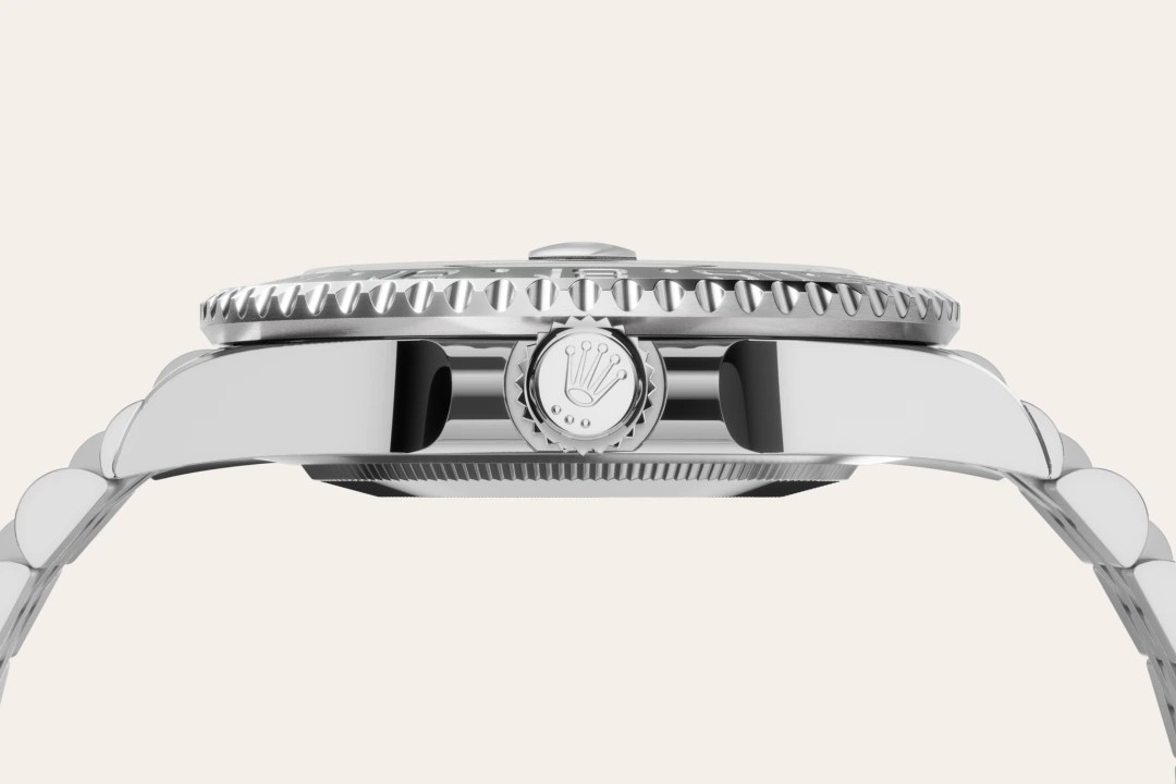 GMT-Master II